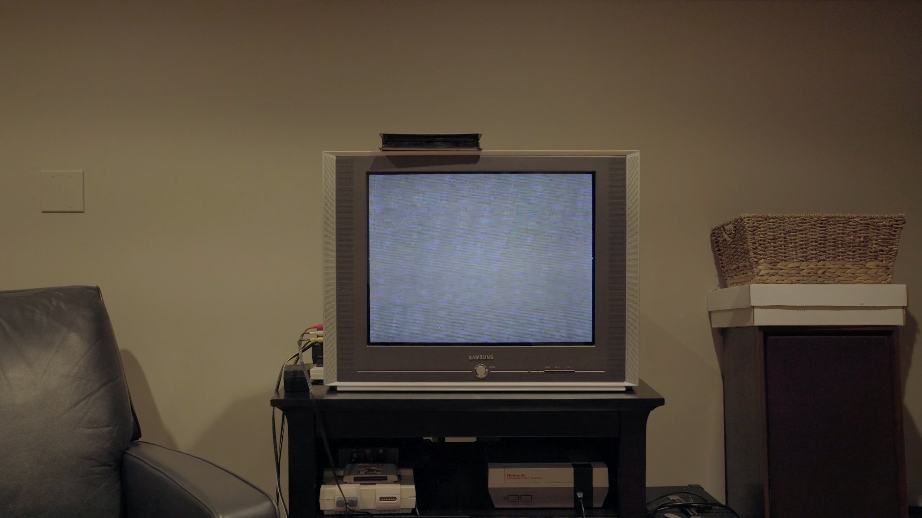 Swenson/Ihns, Sleep Noises, 2020. Video still.